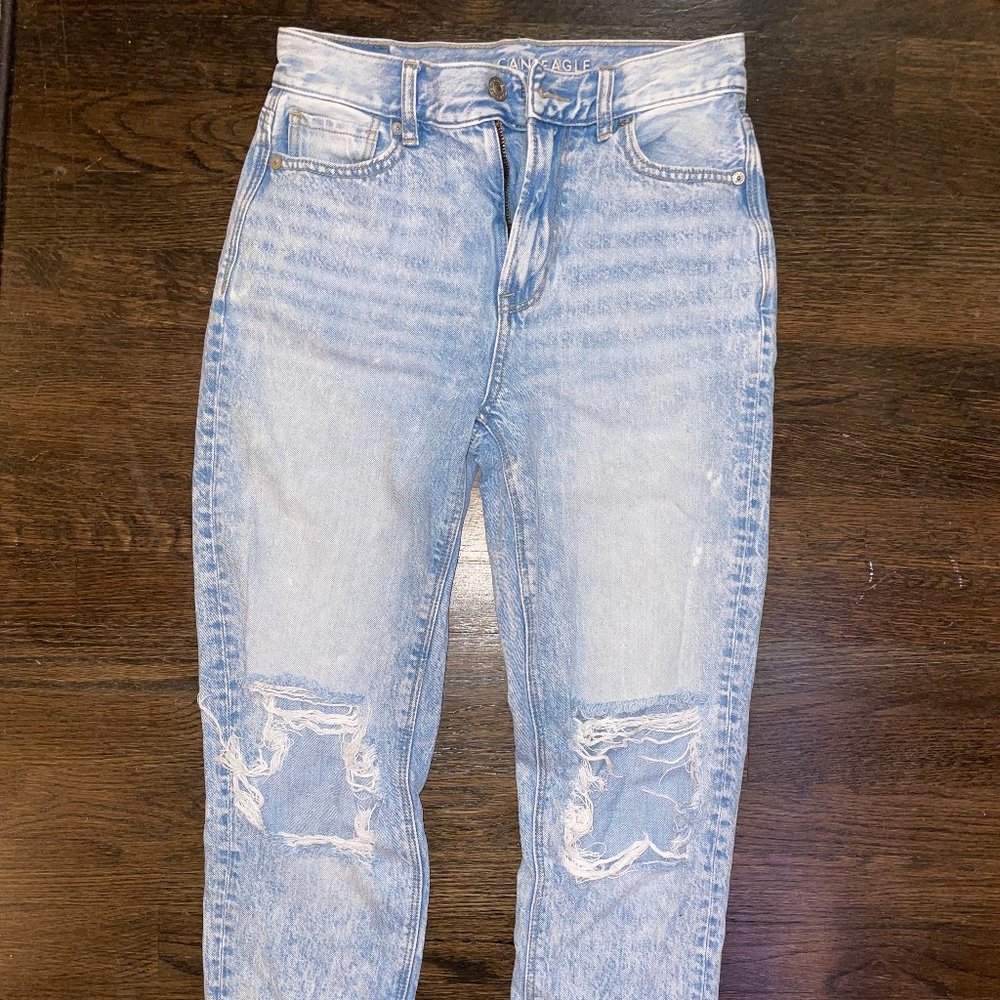 American Eagle Light Wash Ripped Mom Jeans